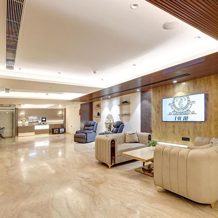 The Tyche New Delhi - Traveller'S Choice Award Winner 2025 Nowe Delhi Zewnętrze zdjęcie